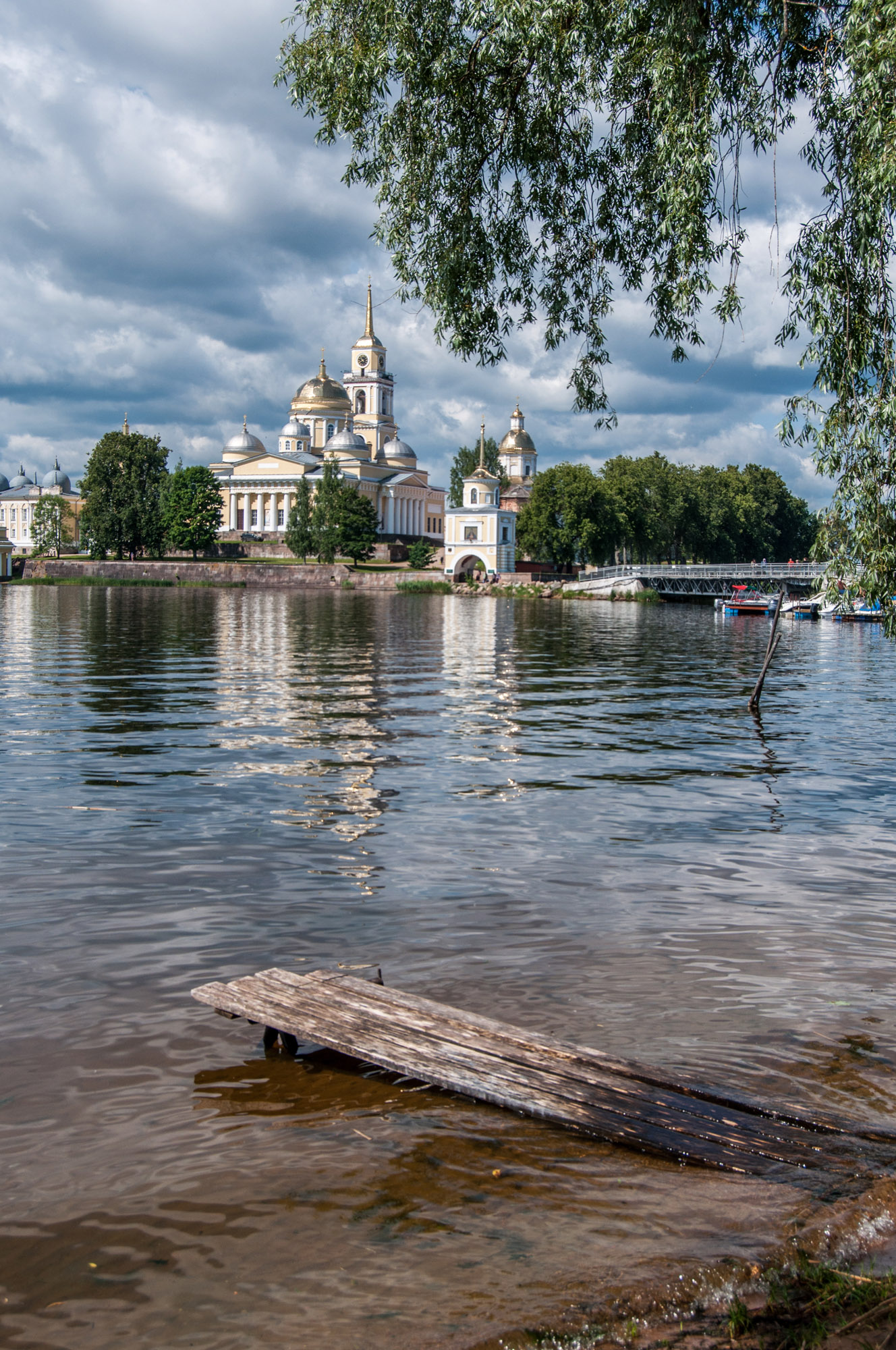 На озере Селигер