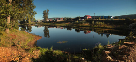Гляжу в тебя, Воложка, седьмой десяток лет.