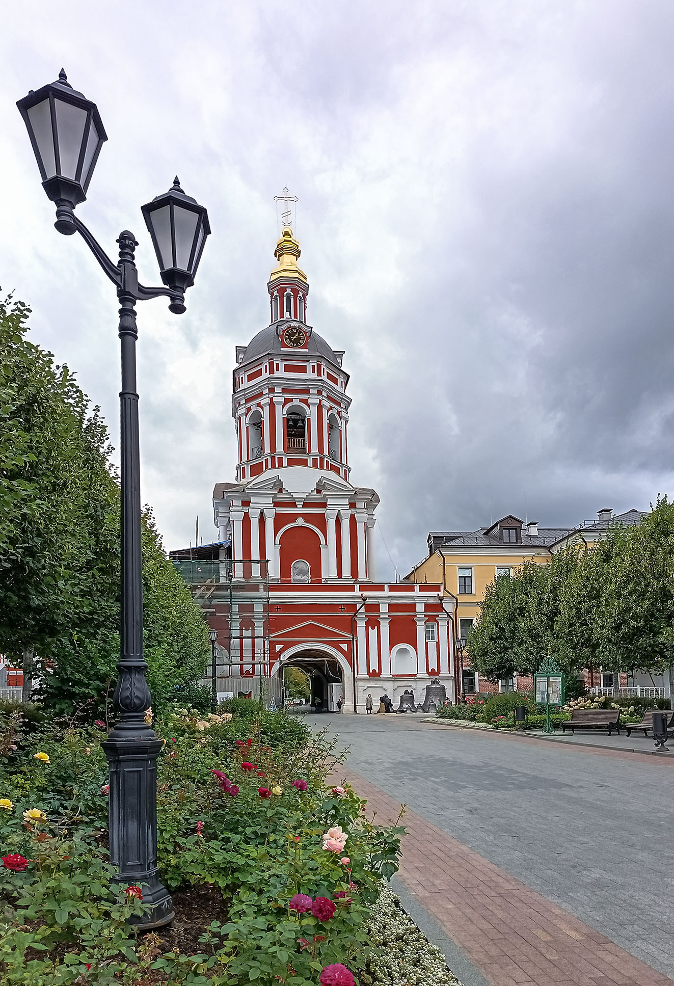 Колокольня с церковью Захарии и Елизаветы