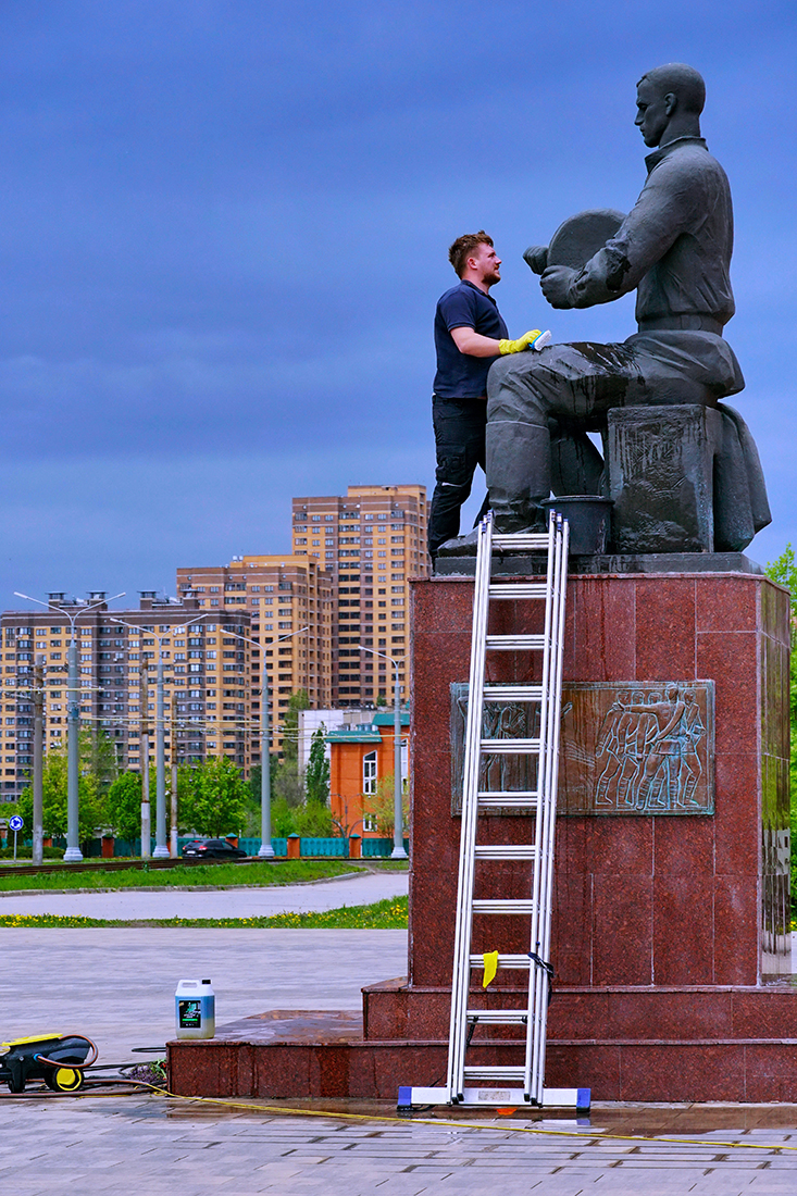 Памятник солдату.
