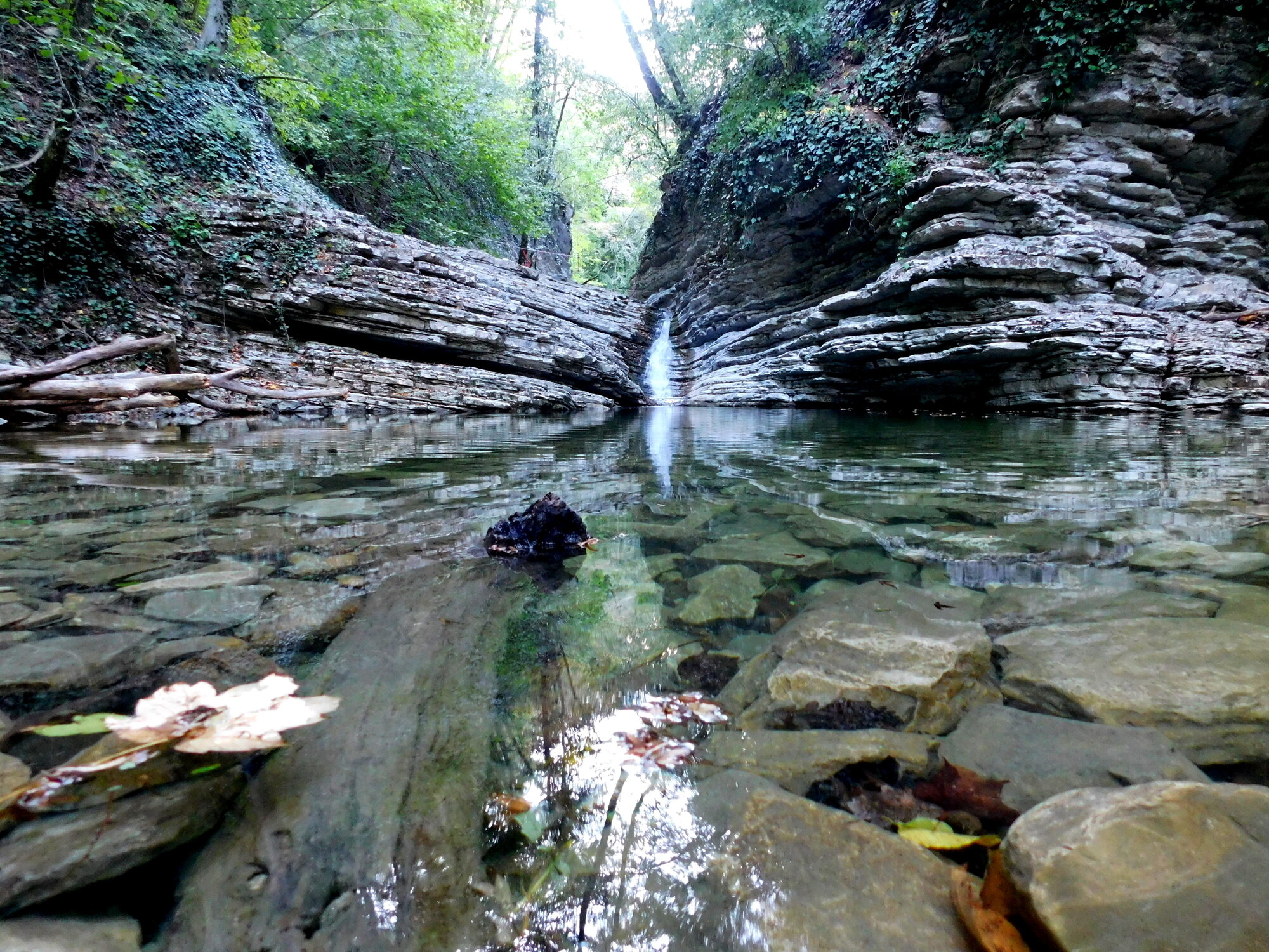 Небугский водопад