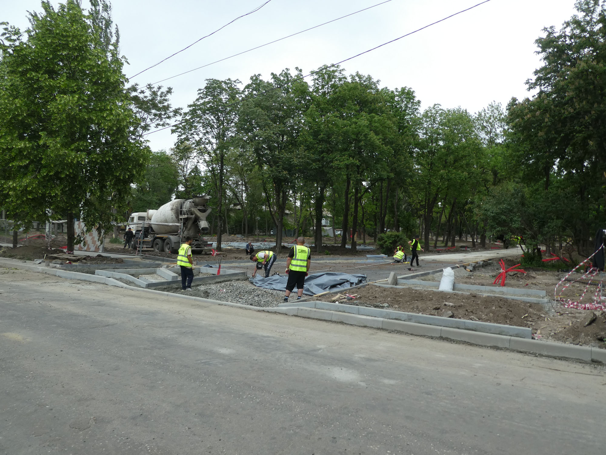 Реконструкция сквера в Донецке