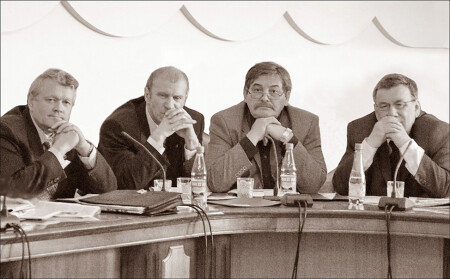 Руки в портрете.