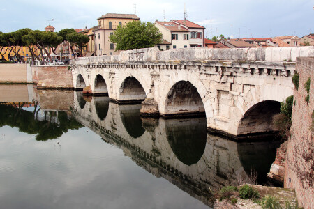 Отражение тысячелетней истории