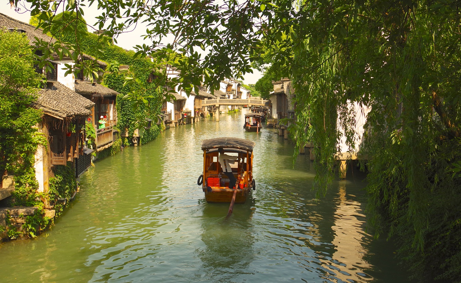 Джонка и лодочник