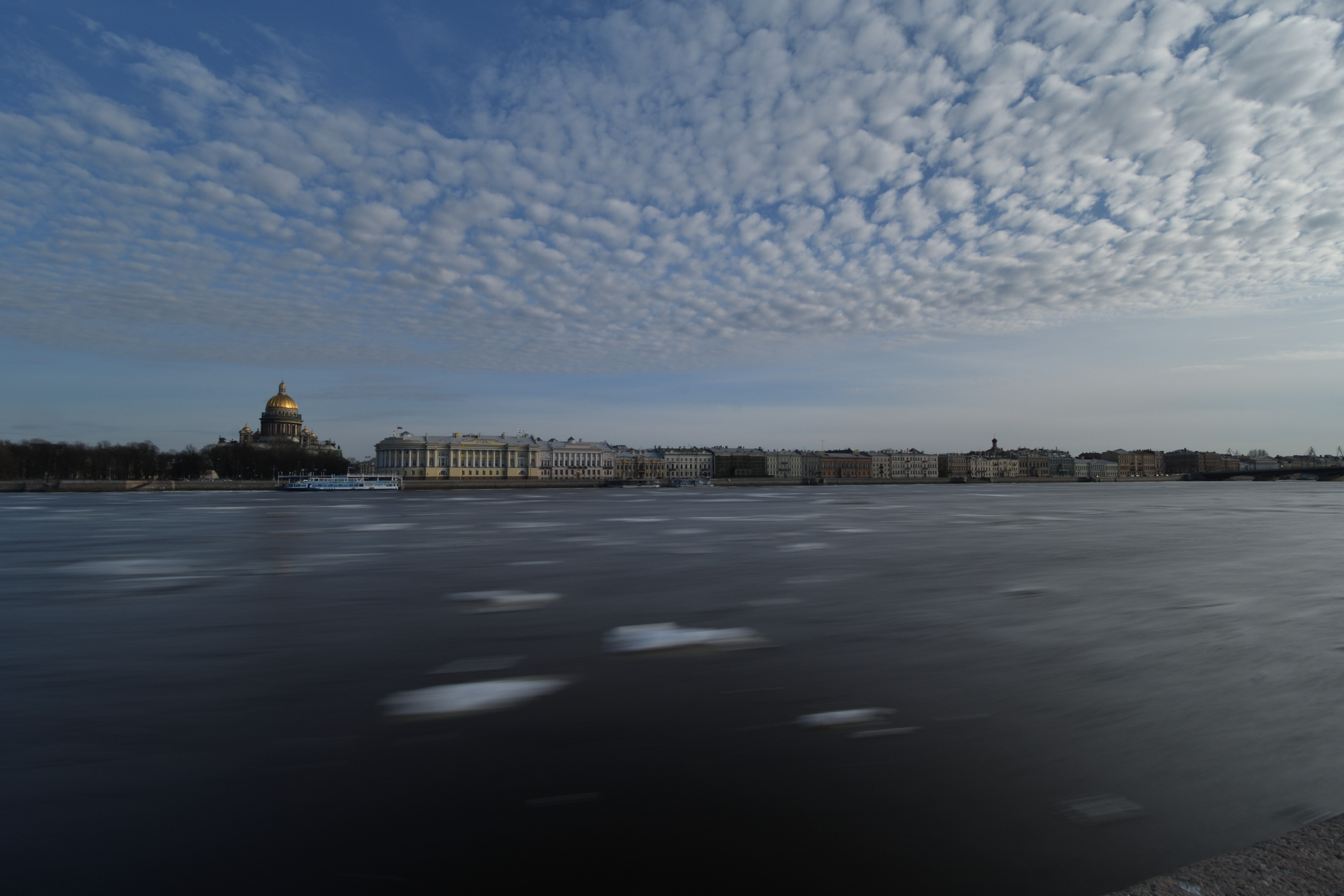 Ледоход на Неве