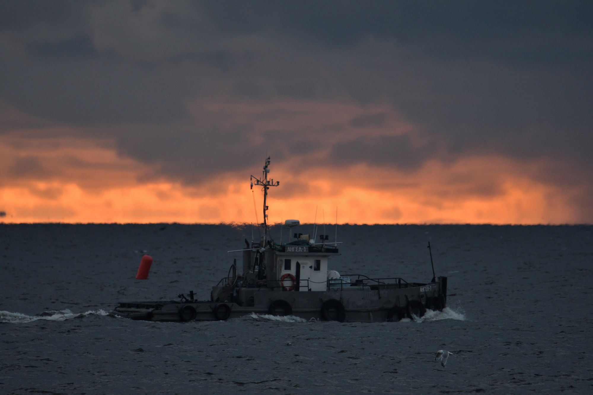 "Ангел" на закате