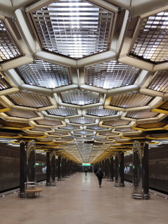 Улей в метро