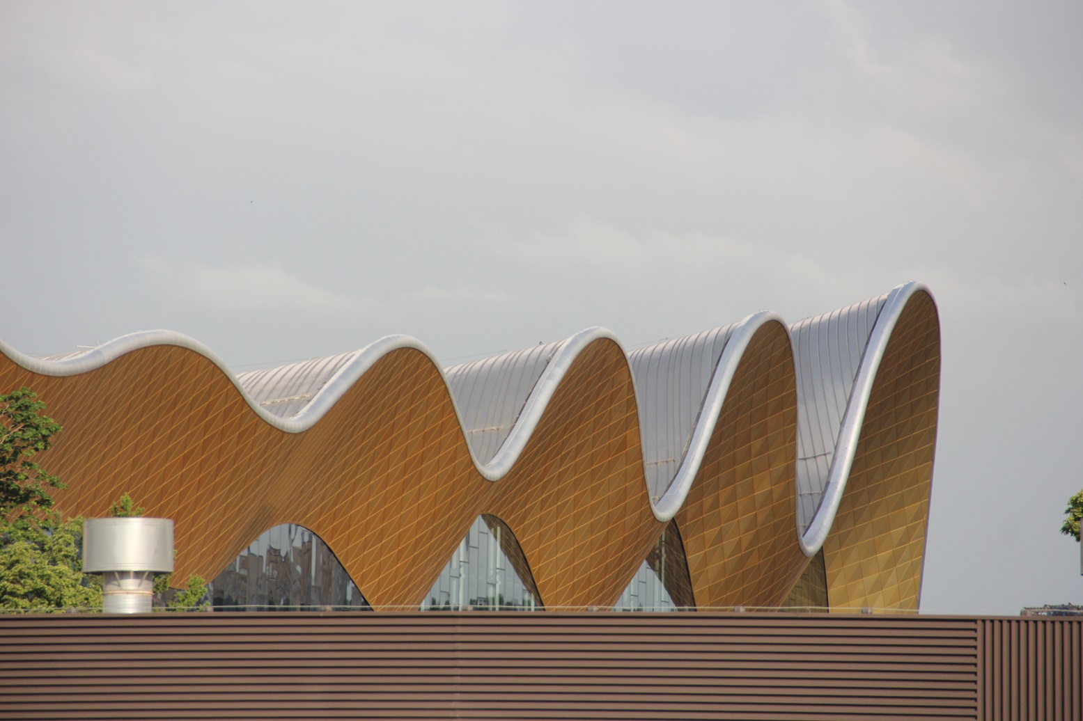 параллельность волны