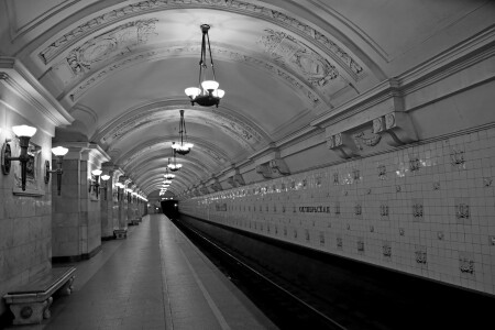 Московское метро. Октябрьская