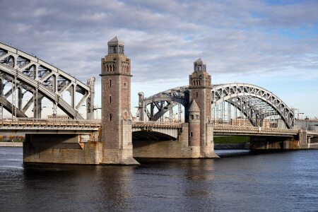 Большеохтинский мост