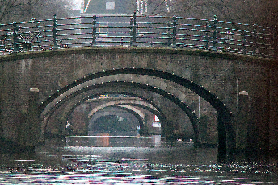 Семь мостов Амстердама