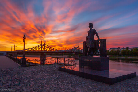 г. Тверь. Староволжский Мост и памятник А.С.Пушкину