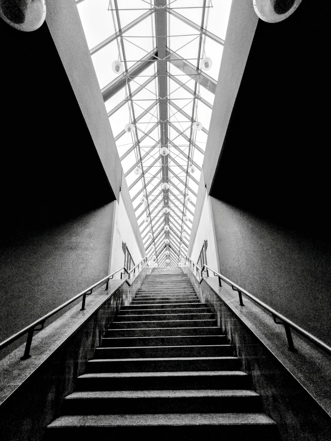 Лестница в...