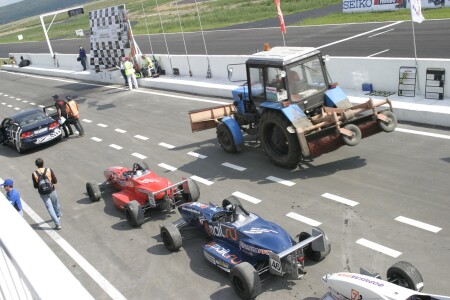 Кто же победит?