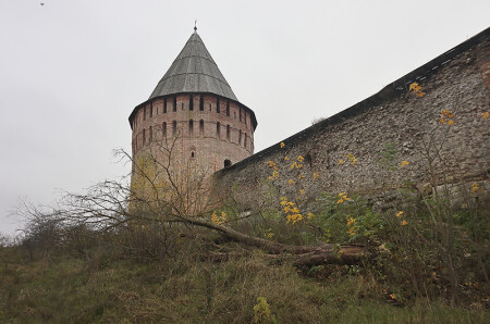 Башня Веселуха в октябре