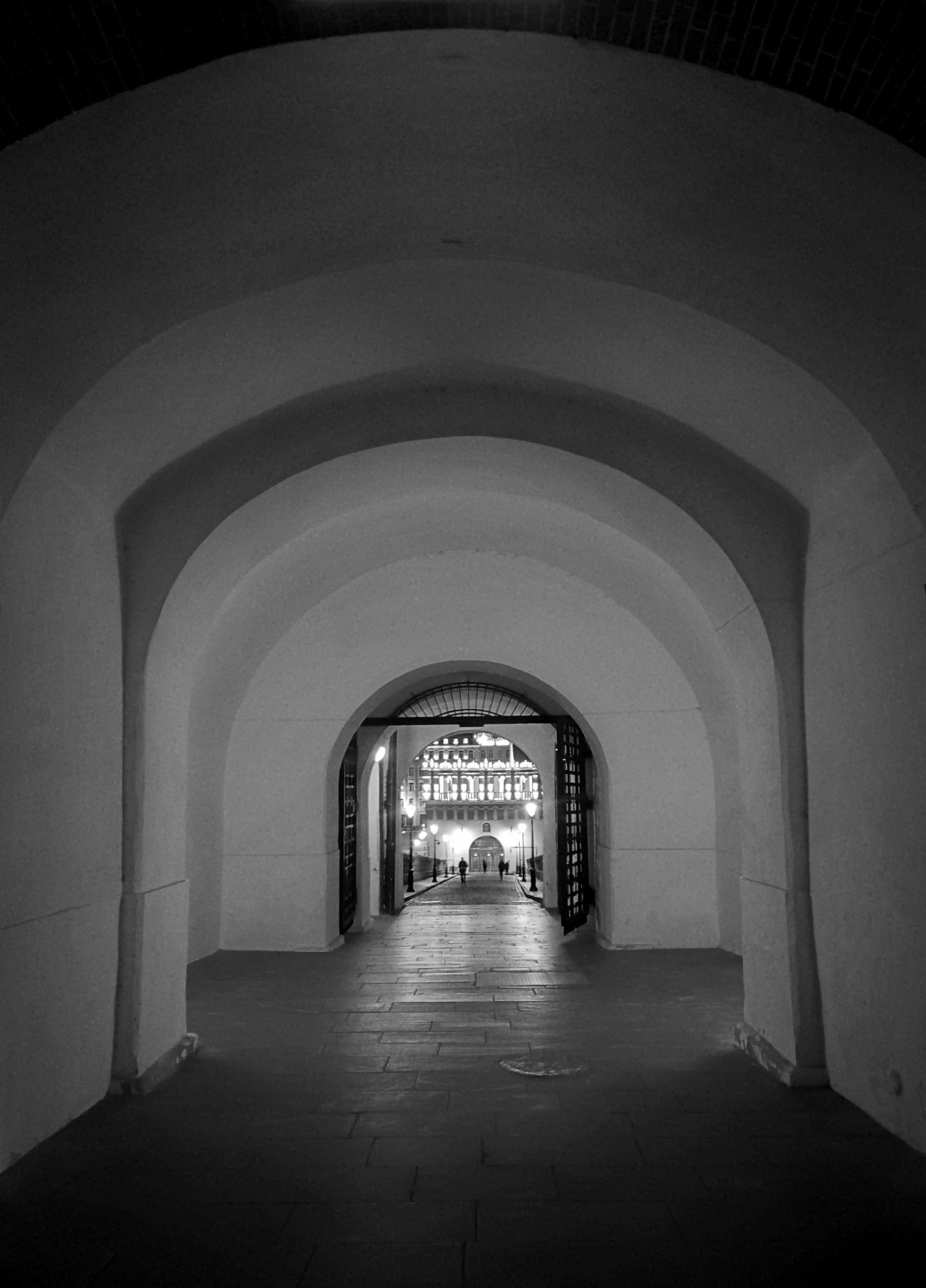 Выход из Кремля