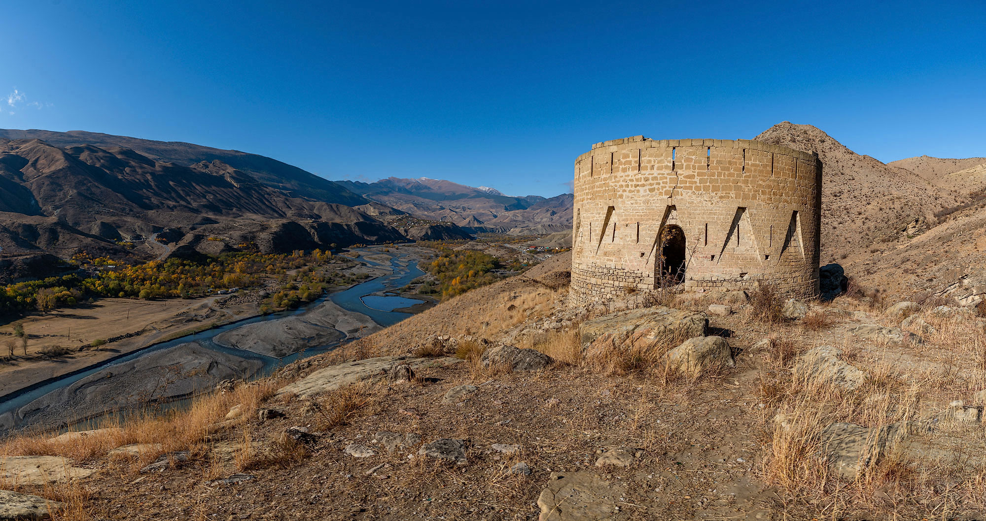 Преображенская крепость — русская крепость в селении Ботлих Дагестана, на реке Андийское Койсу