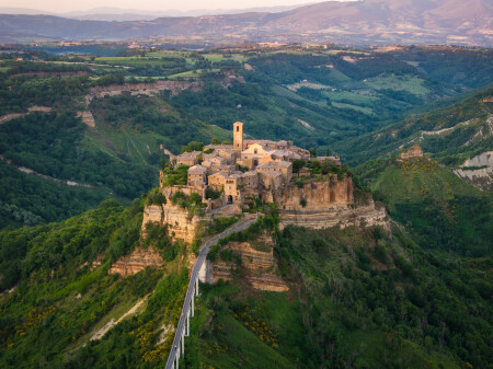 Чивита-ди-Баньореджо