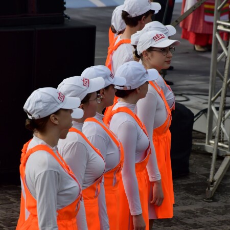 ...все равны, как на подбор...