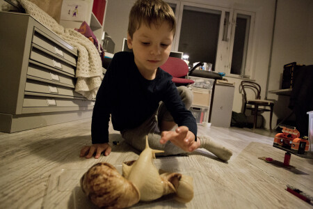 Мальчик и улитка