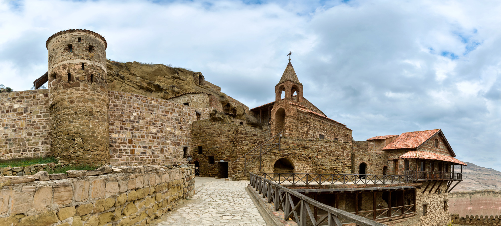 Пещерный монастырь Давид - Гареджа. Грузия.