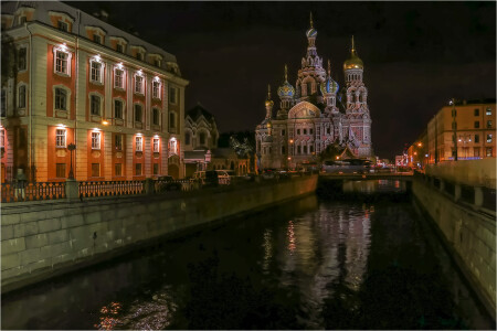 Спас на Крови