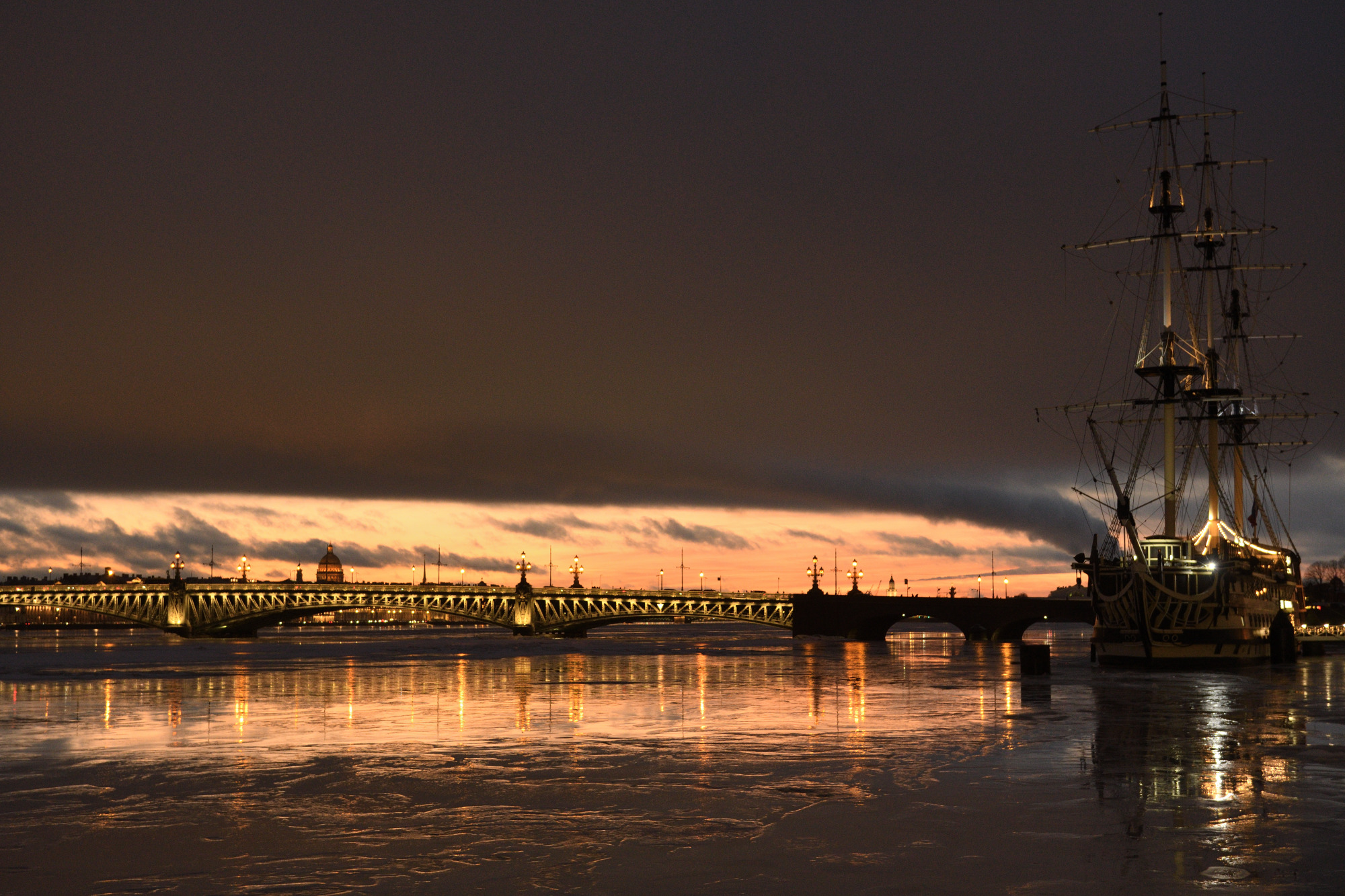 Один из зимних закатов