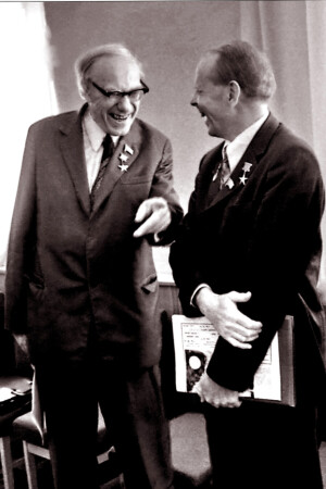 Академики Лаврентьев М.А., Решетнев М,Ф.