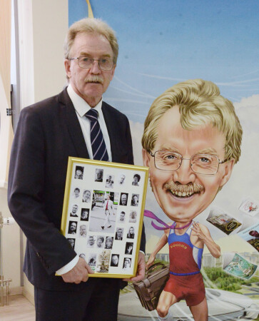 Юбиляр Красников Н.Г. наукоград Кольцово.