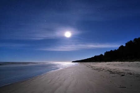 Восход Луны / Балтийское по ережье 10.2025