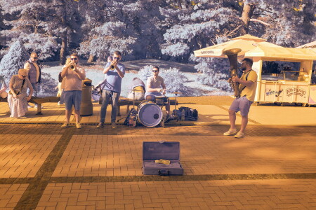 Уличные музыканты.