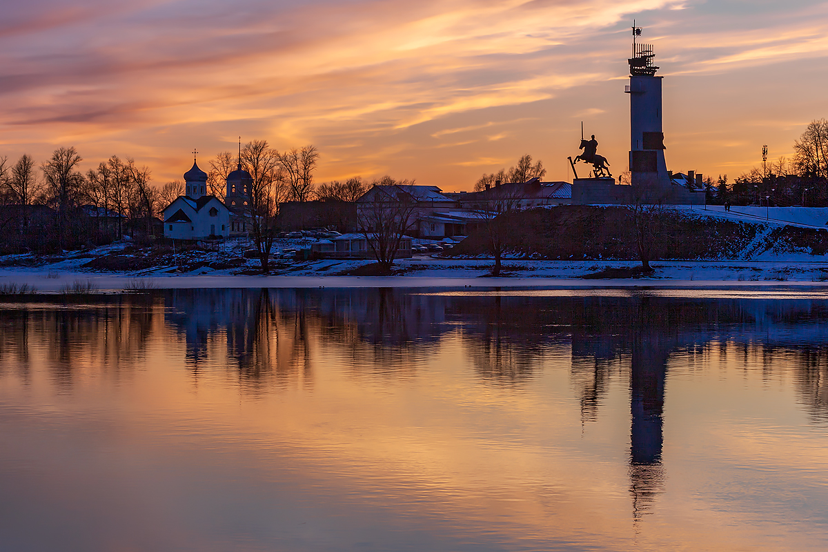 Великий Новгород на закате.