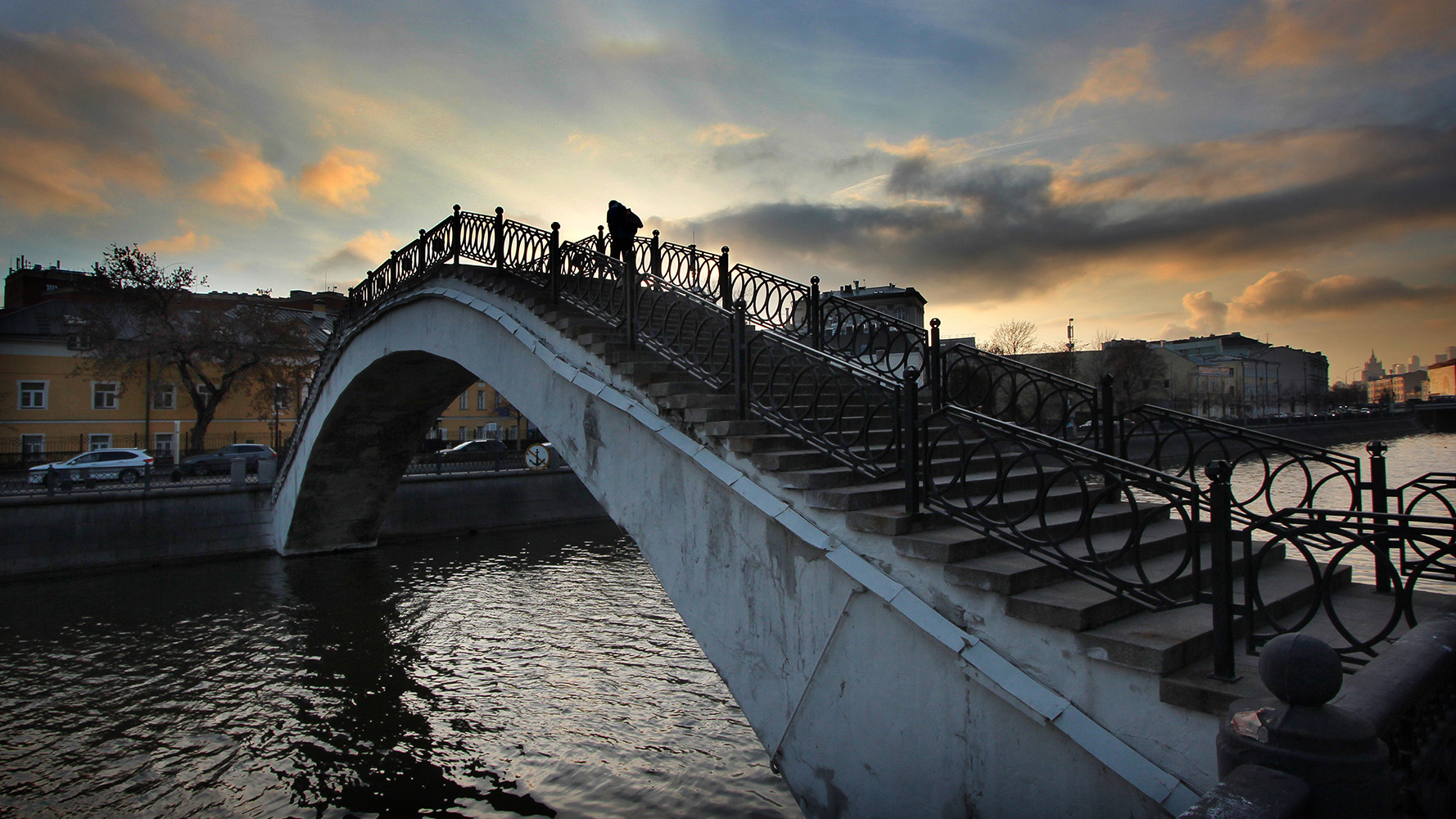 Садовнический мост