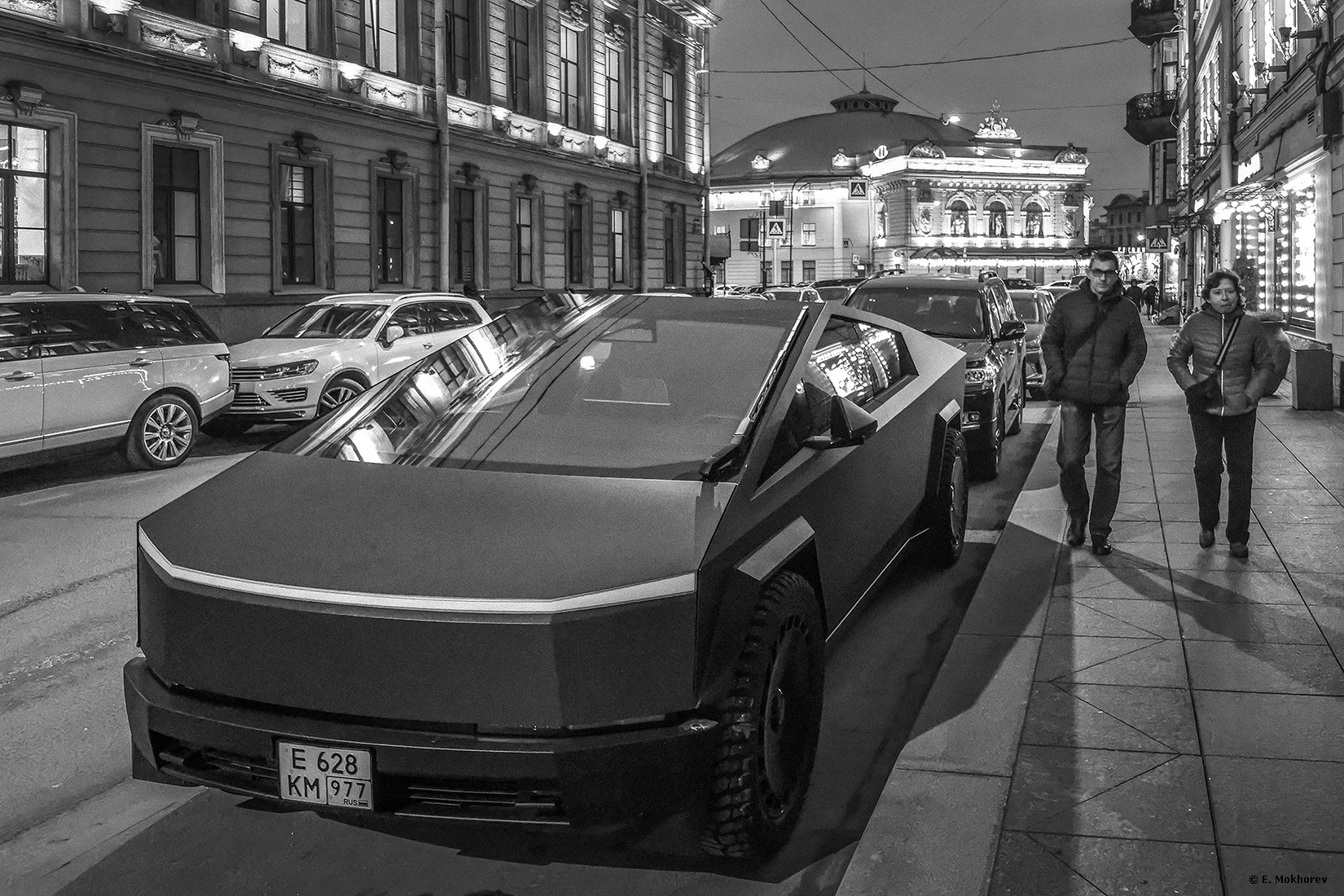 У цирка стояла карета... Караванная улица. С-Пб., 2025.