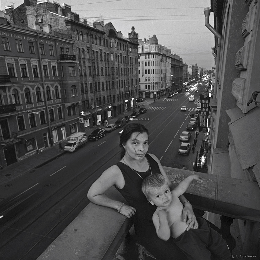 Елена и Илларион. Средний проспект Васильевского острова, С-Пб., 2009.