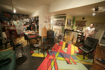 В мастерской художника