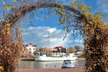 Осенний причал