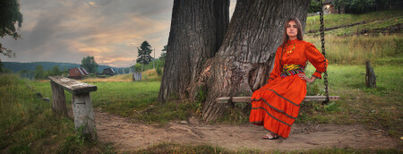Всё, как дым, растаяло, голос твой теряется вдали…