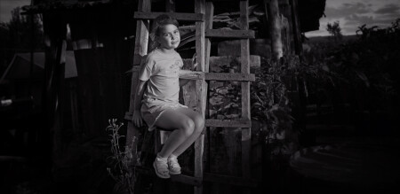 Разомлела на солнышке у бабушки в деревне.