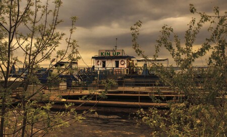 Старая пристань на закате...