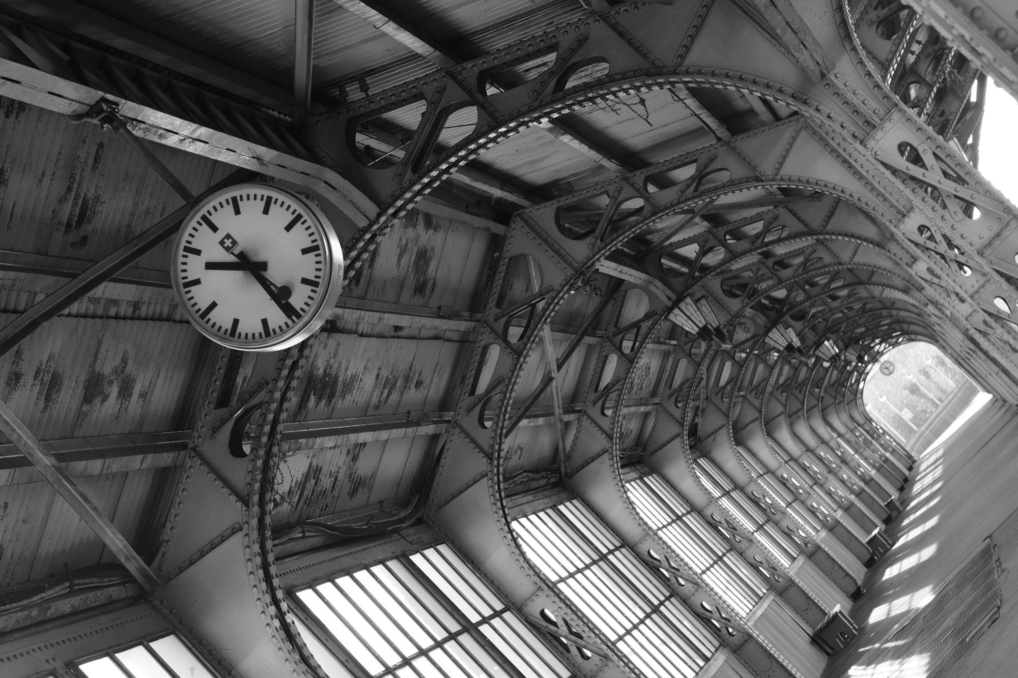 Часы на Витебском вокзале