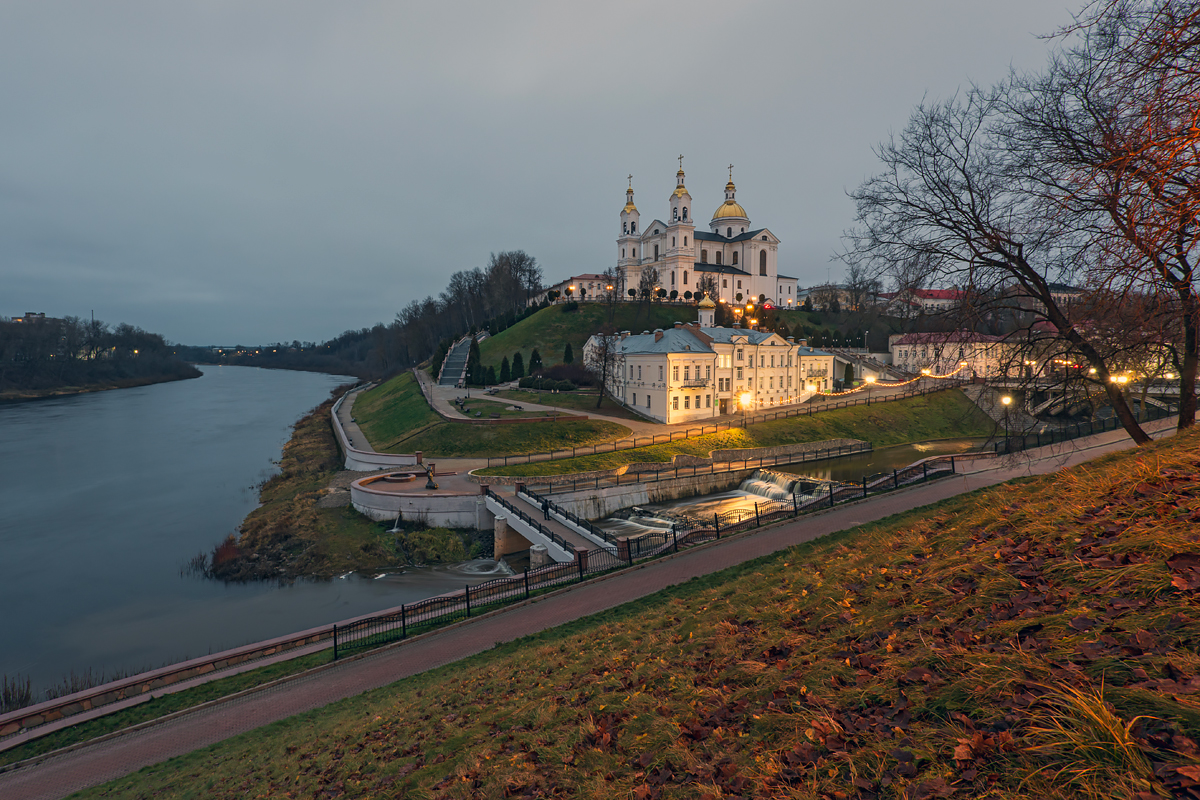 И вновь с погодой не повезло, проехал более 600 км, но увы.. На фото г. Витебск основан 974 году, через 14 лет произошло крещение Руси!