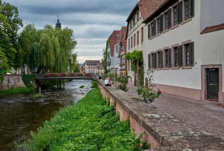 Июльским вечером у реки