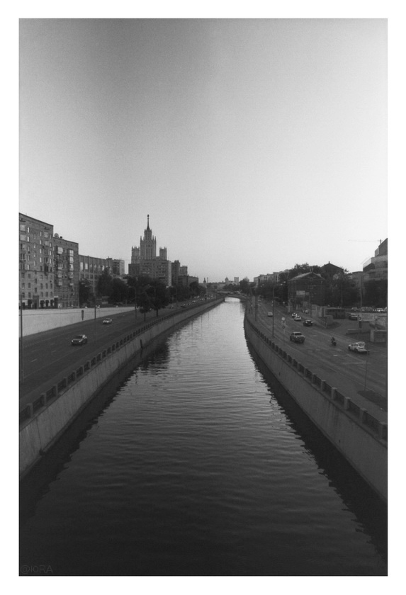 Яуза. Сумерки.