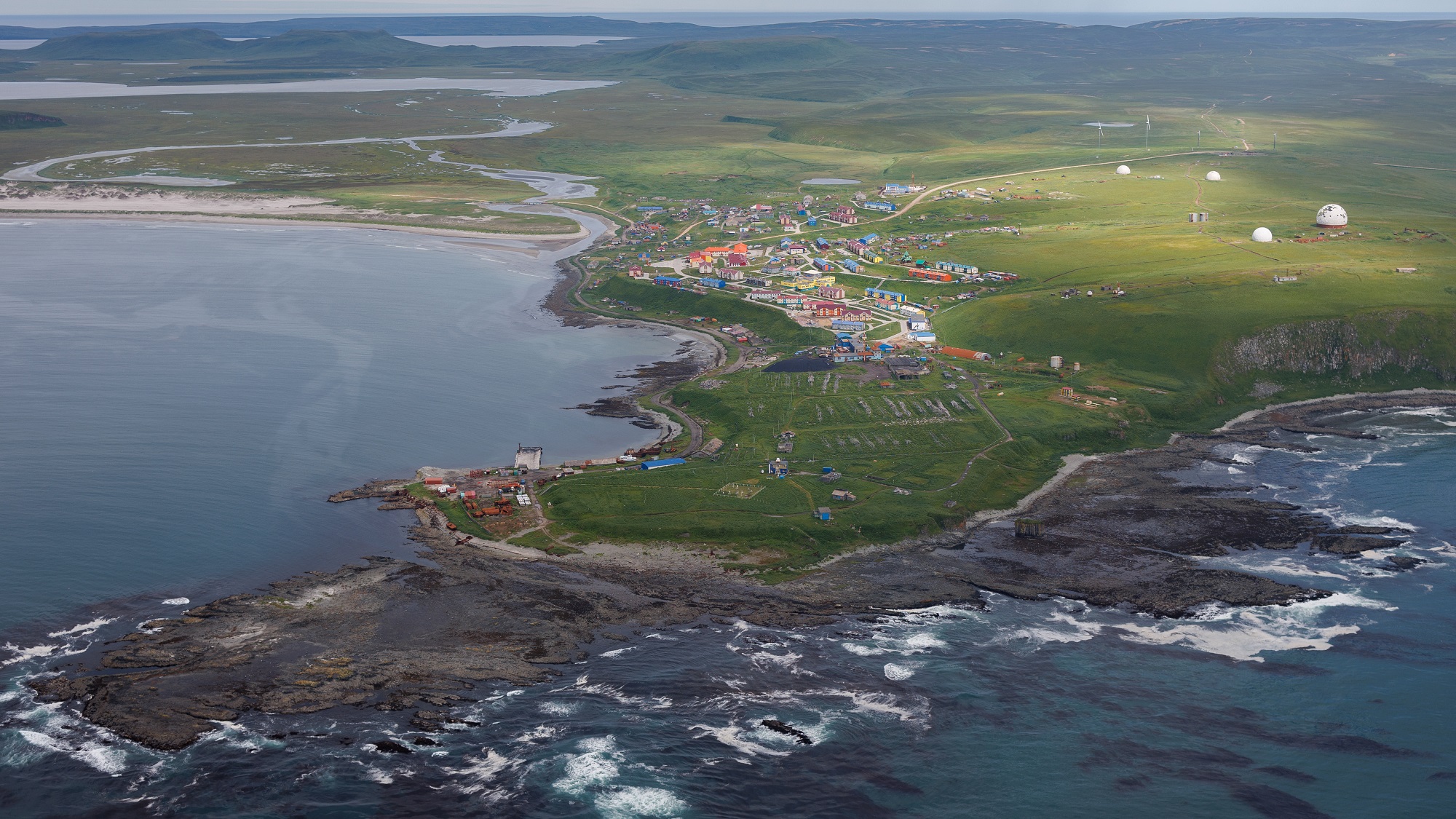 Остров Беринга. с.Никольское с борта Ми8.