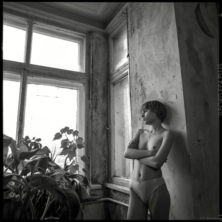 Ульяна. С-Пб., 2000.