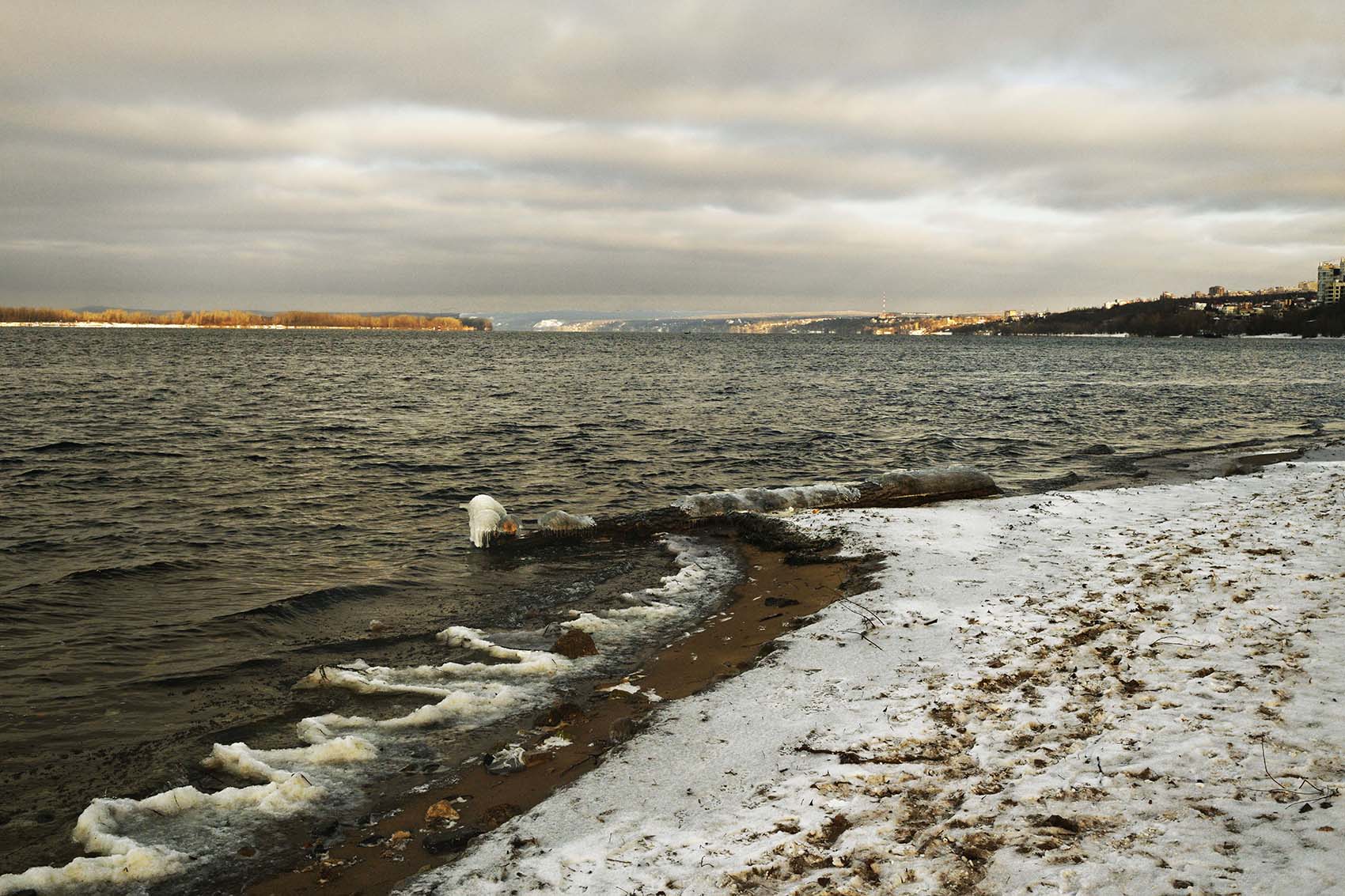 Зимняя Волга