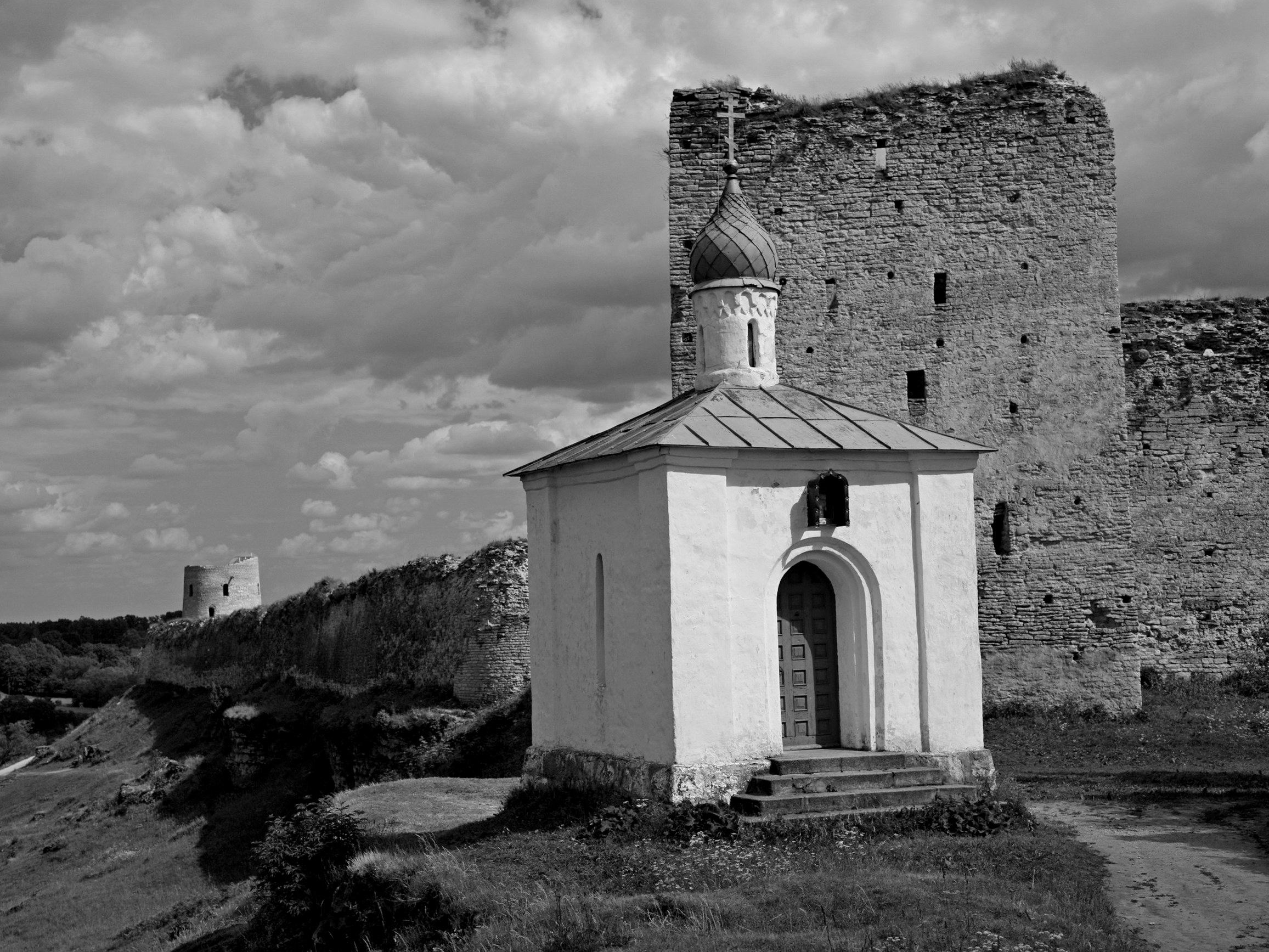 Изборская крепость