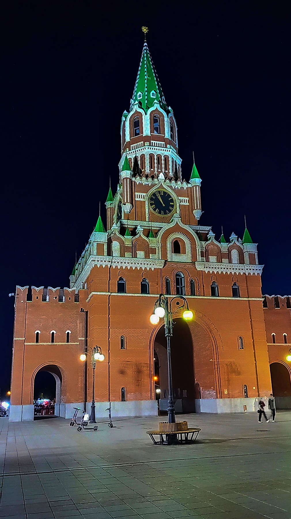 Привет Москве!